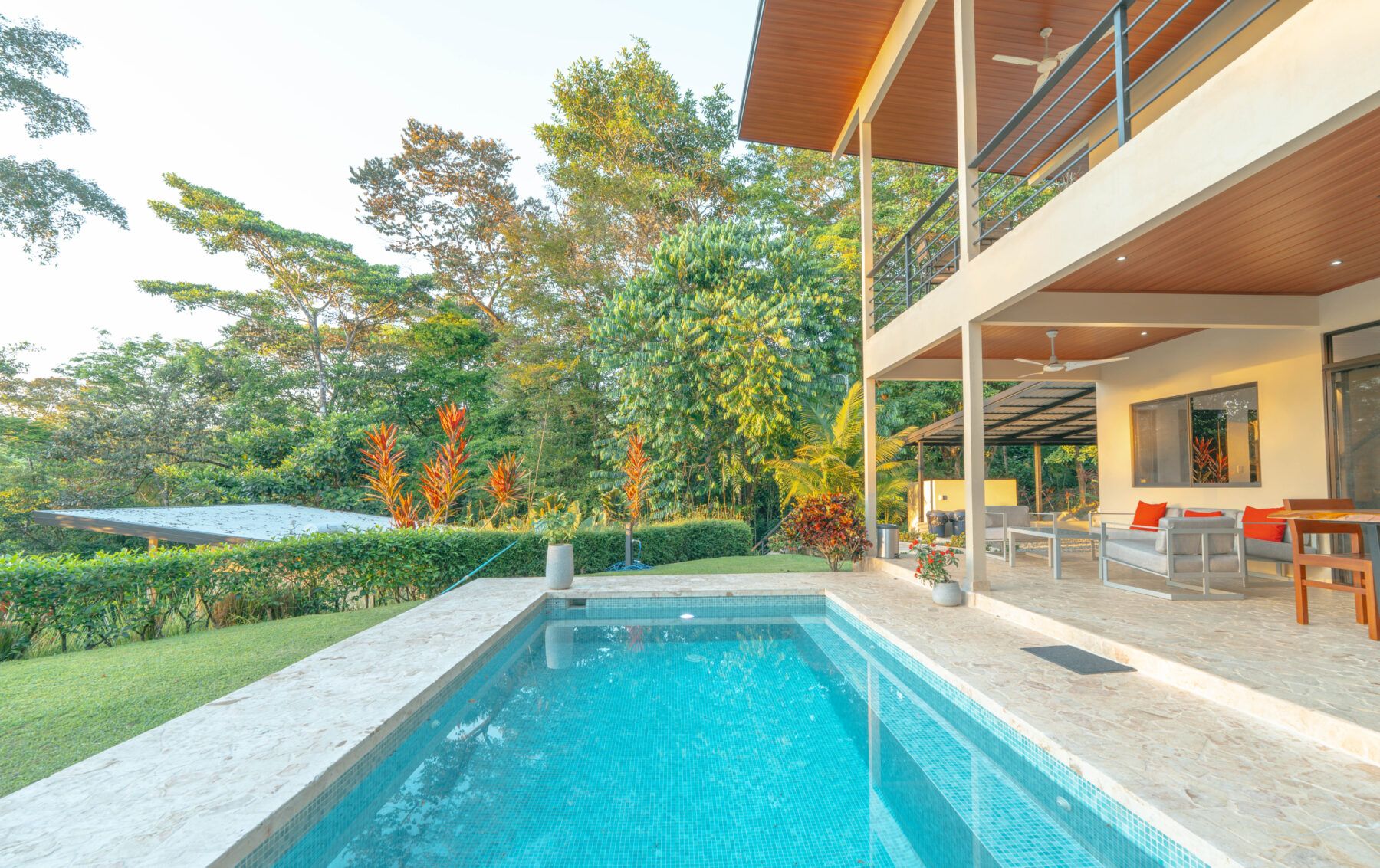 2 homes-5 bedrooms-10 Guest-Pool-Near beach Main Image