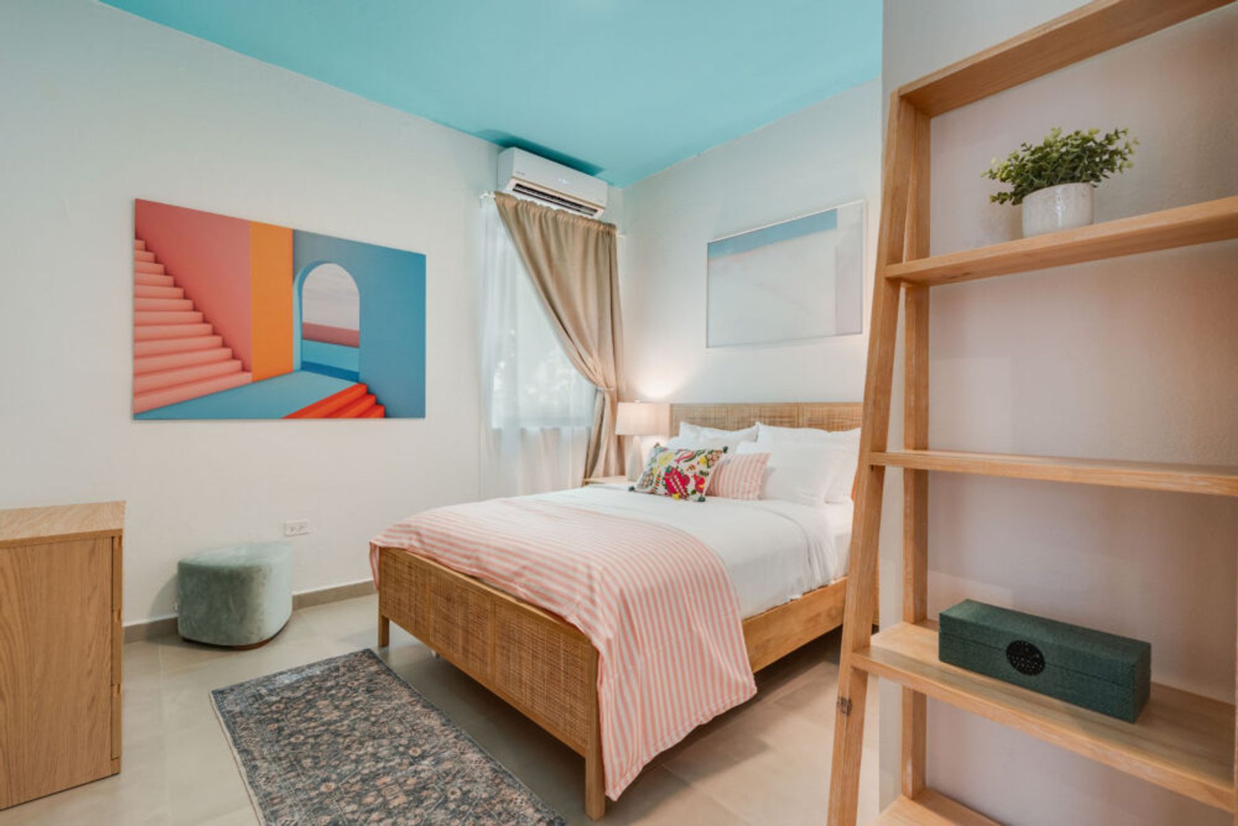 Condado | A Modern Poolside Escape Main Image