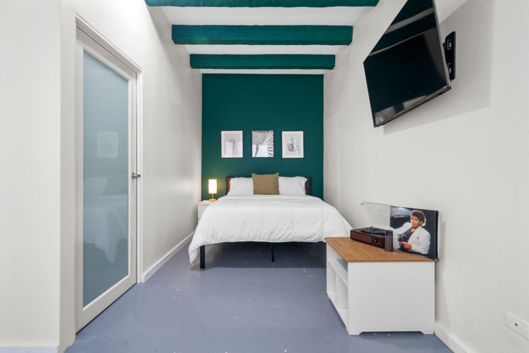 Condado | Family Stay Near The Beach Main Image