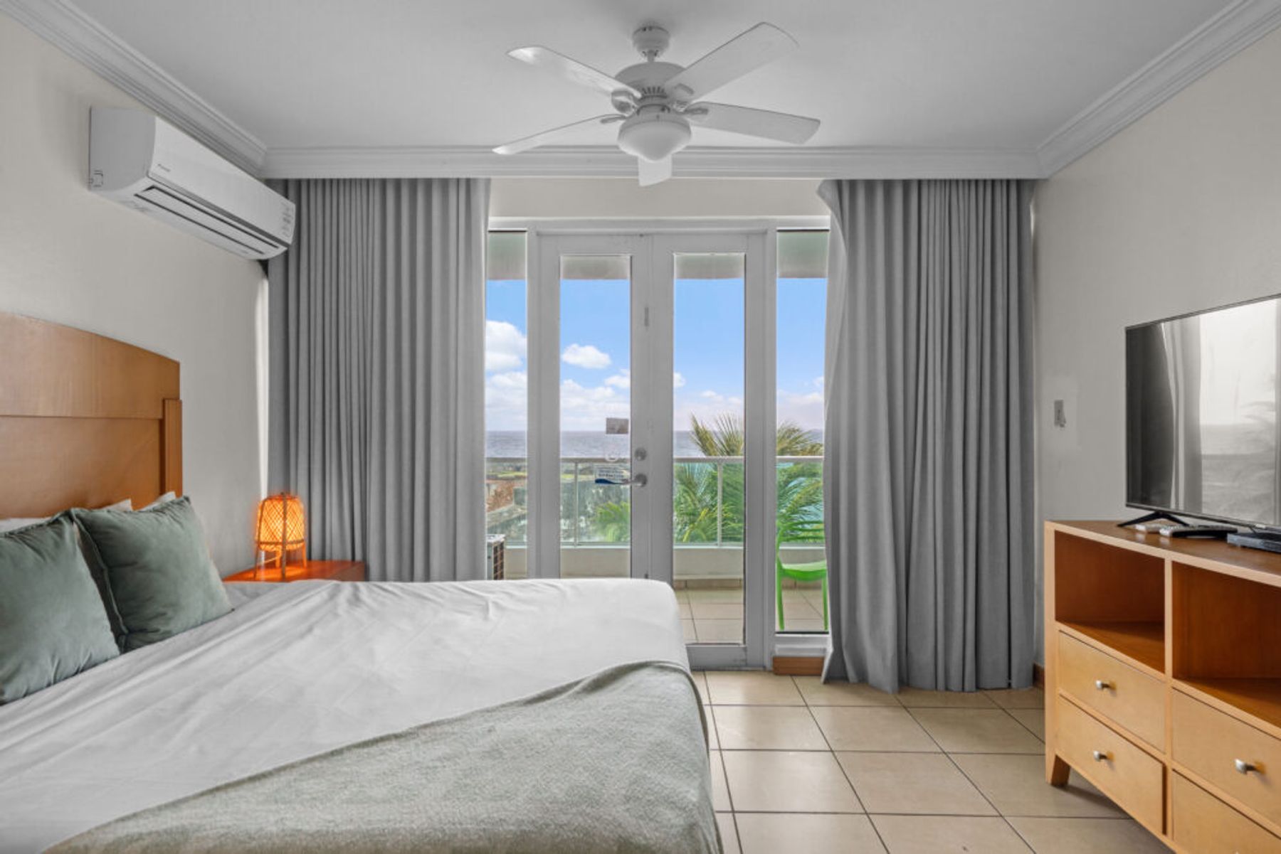 Condado | Beachfront Rental Main Image