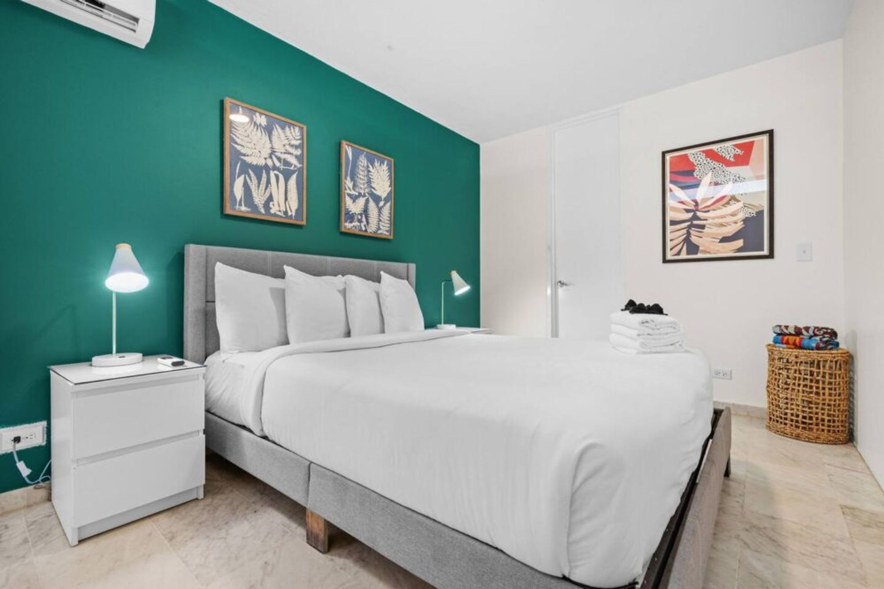 Azul | Beachfront Vacation Rental Main Image