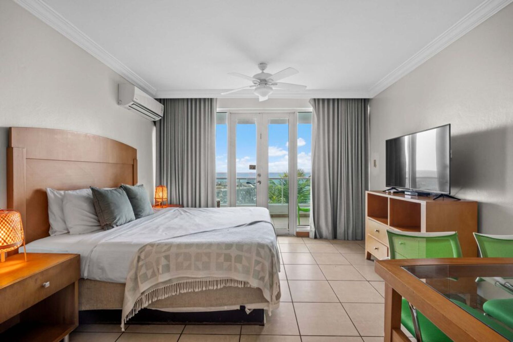 Condado | Beachfront Rental Main Image