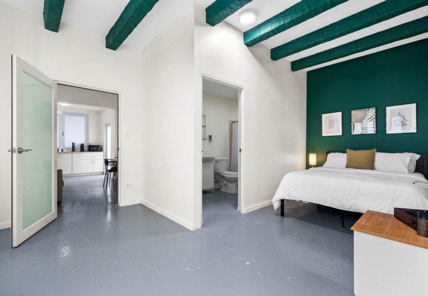 Condado | Stay Main Image