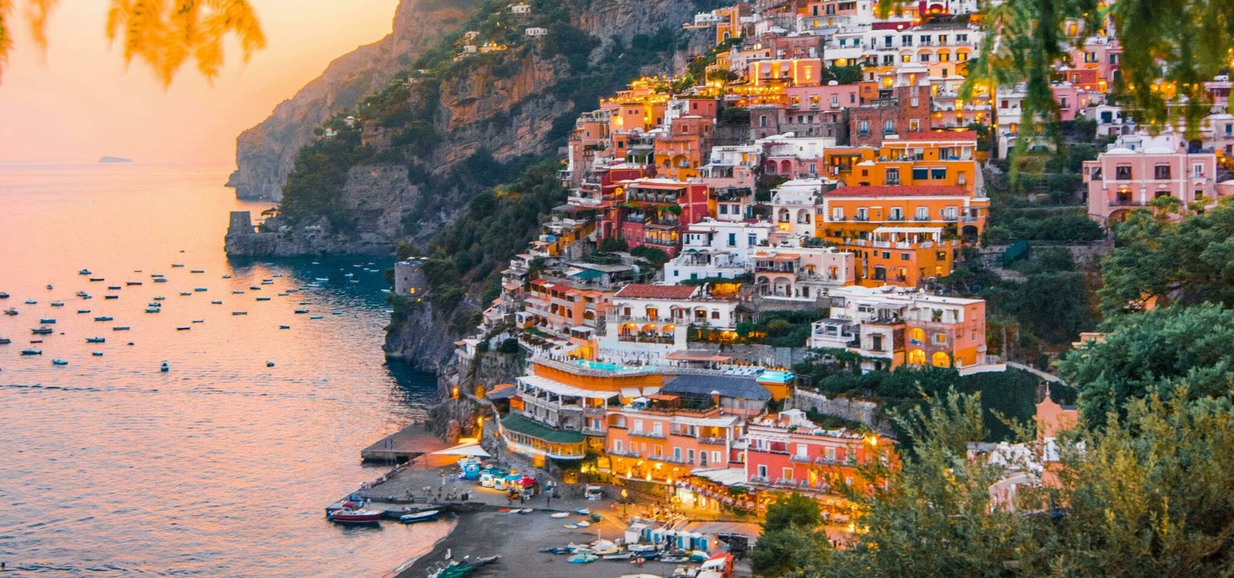 Ultimate Guide: Short-Term Rental Success & 5 Challenges 1 A busy short-term rental property with guests checking in, representing the challenges and management of such properties.