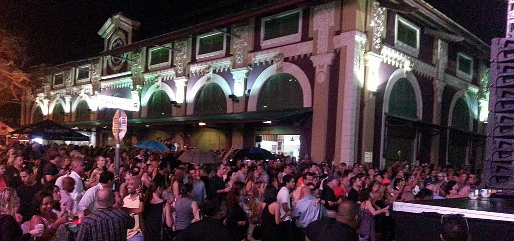 Discover La Placita de Santurce 1 la placita