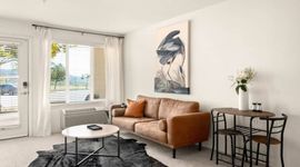 The Modoc | WiFi & King Bed Main Image