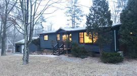 Blue Mountain Cabin: Saugerties Home w/ Hot Tub Main Image