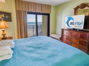 Amazing Room with Stunning Views☀️