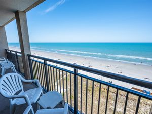 Large Balcony! Amazing Views!