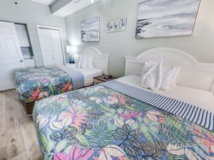 Stunning Bedroom Beautifully Decorated with Amazing Views ✨