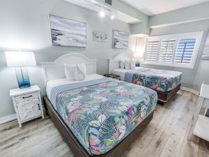 Stunning Bedroom Beautifully Decorated with Amazing Views ✨