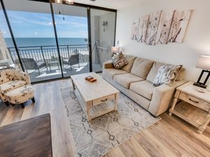 Beautifully Decorated with Amazing Views of the Ocean