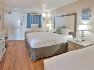 Stunning Bedroom Beautifully Decorated ✨