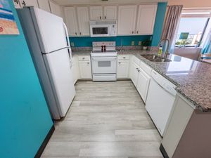 Large Kitchen Area, Beautifully Decorated