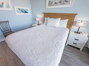 Amazing Bedroom, Beautifully Decorated