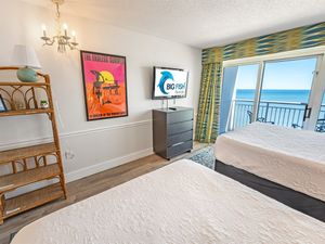 Amazing Bedroom,  with Stunning Views☀️