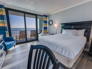 Stunning Bedroom Beautifully Decorated with Amazing Views ✨