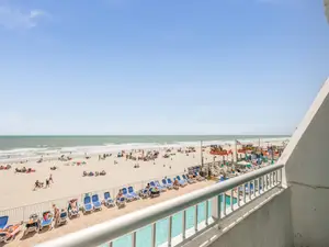 Oceanfront Balcony Views You’ll Love 🌅
