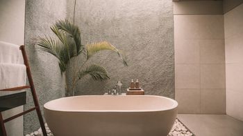 Modern bathroom
