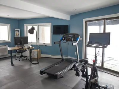 Everything you need for a great day of work or a great workout