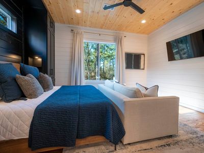 Master Suite 3! King bed and Queen sofa sleeper!