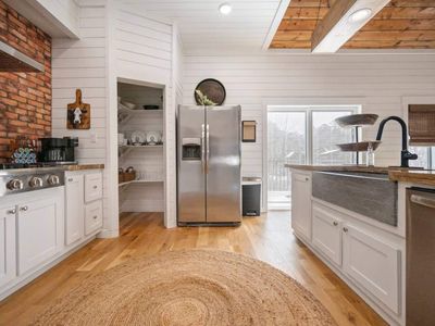 Stainless steel appliances!