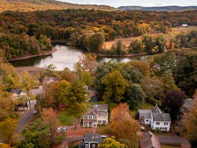 Surrounded by the beauty of the Hudson Valley