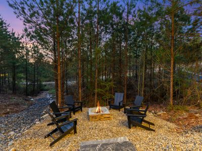 The fire pit with chairs!