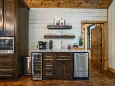 The wet bar in the kitchen!