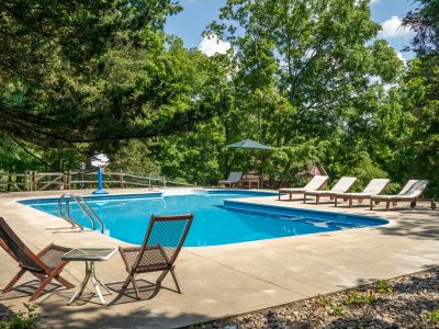 Whether kids in tow or adults only, this is the perfect place to enjoy the sunshine.