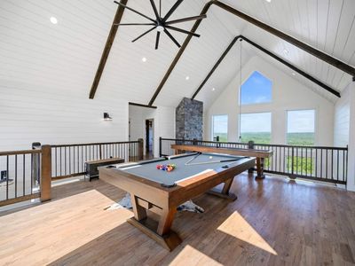 Pool table!