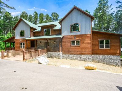 This modern take on a farmhouse style cabin is your perfect getaway.