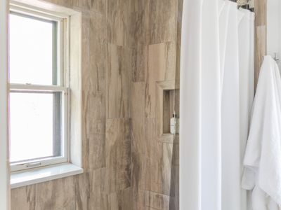 Oversized shower for steaming and relaxing.