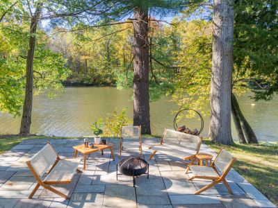 Patio and views of the river and firepit.