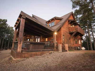 Exterior views of Stairway!