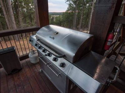 A gas grill with propane provided!