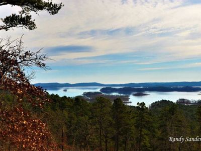 Broken Bow Lake