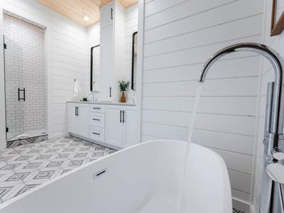 Soaking tub!