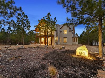 Ultra-Luxe Cozy Farmhouse Cabin Nestled in the Woods