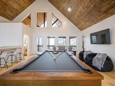 Pool table!