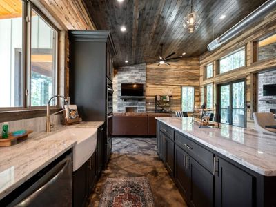 Fully equipped kitchen.