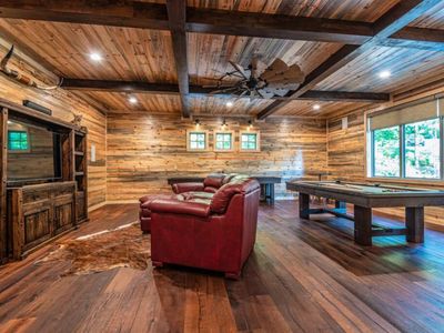 The game room.