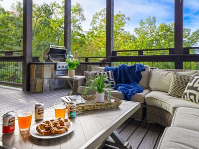 The deck at Glass and Timber has it all—comfort, warmth, views, and unforgettable ambiance.