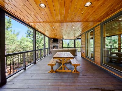 Formal dining table outdoors!