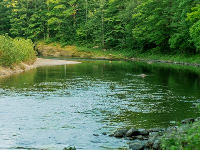 Down a private hiking trail lies Luna Cove's Creek, ready for your enjoyment.
