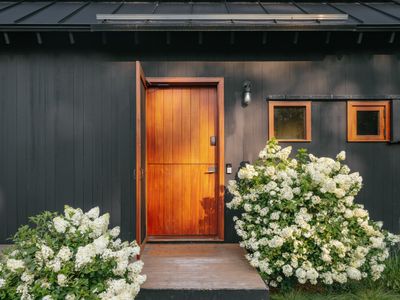 Beautiful entrance into the main house