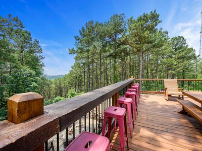 6 barstools are perfect for socializing on the patio!