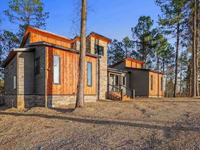 Wine and Shine- Luxury cabin that sleeps 20!