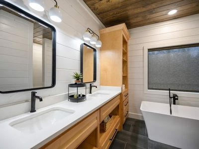 Double vanity and soaking tub!
