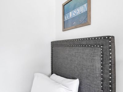 Bedroom with two twins